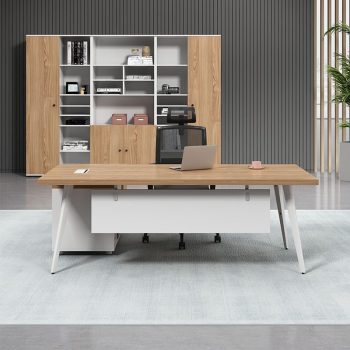 1800mm premium adjustable electric office desk with sleek design and smooth height adjustment mechanism.