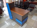 reception desk, modern reception desk, wooden reception desk, glass reception desk, L-shaped reception desk, U-shaped reception desk, curved reception desk, modular reception desk, compact reception desk, small reception desk, large reception desk, executive reception desk, commercial reception desk, office reception desk, hotel reception desk, clinic reception desk, salon reception desk, spa reception desk, dental reception desk, custom reception desk, bespoke reception desk, reception counter, front desk, welcome desk, lobby desk, receptionist desk, curved front desk, straight reception desk, corner reception desk, reception desk with storage, reception desk with drawers, reception desk with shelves, reception desk with cabinet, reception desk with countertop, reception desk with LED lighting, reception desk with glass top, white reception desk, black reception desk, gray reception desk, brown reception desk, cherry wood reception desk, oak reception desk, walnut reception desk, maple reception desk, mahogany reception desk, teak reception desk, pine reception desk, laminate reception desk, veneer reception desk, MDF reception desk, eco-friendly reception desk, sustainable reception desk, ergonomic reception desk, adjustable reception desk, height adjustable reception desk, standing reception desk, seated reception desk, reception desk with keyboard tray, reception desk with cable management, reception desk with power outlets, reception desk with USB ports, reception desk with lockable drawers, reception desk with filing cabinets, reception desk with pen holder, reception desk with phone stand, reception desk with monitor stand, reception desk with privacy panel, reception desk with glass partition, reception desk with sliding doors, reception desk with open shelves, reception desk with closed storage, reception desk with wheels, mobile reception desk, portable reception desk, foldable reception desk, reception desk with branding panel, reception desk with logo space, customizable reception desk, multi-functional reception desk, receptionist workstation, hotel lobby desk, bank reception desk, corporate reception desk, medical office reception desk, legal office reception desk, government office reception desk, retail store reception desk, showroom reception desk, school reception desk, university reception desk, library reception desk, clinic front desk, spa front desk, salon front desk, dental front desk, veterinary reception desk, pharmacy reception desk, airport reception desk, exhibition reception desk, trade show reception desk, conference reception desk, hotel check-in desk, visitor check-in desk, guest registration desk, check-in counter, appointment desk, information desk, help desk, concierge desk, hospitality desk, customer service desk, front office desk, service counter, front reception counter, welcoming desk, reception area furniture, office lobby furniture, lobby furniture set, office front desk furniture, commercial lobby desk, minimalist reception desk, contemporary reception desk, industrial style reception desk, rustic reception desk, traditional reception desk, classic reception desk, vintage reception desk, mid-century reception desk, Scandinavian reception desk, transitional reception desk, art deco reception desk, luxury reception desk, high-end reception desk, budget reception desk, affordable reception desk, discounted reception desk, sale reception desk, clearance reception desk, wholesale reception desk, reception desk with LED lights, reception desk with glass shelves, reception desk with metal frame, reception desk with wooden frame, reception desk with granite top, reception desk with marble top, reception desk with quartz top, reception desk with concrete top, reception desk with laminate top, reception desk with painted finish, reception desk with polished finish, reception desk with matte finish, reception desk with high gloss finish, reception desk with textured finish, reception desk with fabric panel, reception desk with leather panel, reception desk with upholstery, reception desk with cushioning, reception desk with padded panel, reception desk with built-in lighting, reception desk with spotlight, reception desk with ambient lighting, reception desk with under-counter lighting, reception desk with task lighting, reception desk with accent lighting, reception desk with decorative lighting, reception desk with power strip, reception desk with cable holes, reception desk with grommets, reception desk with wire management, reception desk with hidden compartments, reception desk with secret storage, reception desk with lockable compartments, reception desk with file storage, reception desk with document storage, reception desk with literature racks, reception desk with brochure holders, reception desk with magazine rack, reception desk with pen holders, reception desk with phone holders, reception desk with computer storage, reception desk with printer storage, reception desk with keyboard tray, reception desk with CPU holder, reception desk with monitor stand, reception desk with dual monitors, reception desk with touchscreen, reception desk with digital display, reception desk with signage holder, reception desk with nameplate holder, reception desk with branding options, reception desk with logo engraving, reception desk with laser engraving, reception desk with custom paint, reception desk with decals, reception desk with vinyl wrap, reception desk with removable panels, reception desk with interchangeable panels, reception desk with modular design, reception desk with detachable parts, reception desk with easy assembly, reception desk with flat pack design, reception desk with quick assembly, reception desk with tool-free assembly, reception desk with warranty, reception desk with customer support, reception desk with return policy, reception desk with free shipping, reception desk with local delivery, reception desk with installation service, reception desk with maintenance guide, reception desk with cleaning instructions, reception desk with care tips, reception desk with user manual, reception desk with installation hardware, reception desk with mounting brackets, reception desk with anchoring options, reception desk with safety features, reception desk with anti-tip design, reception desk with durable materials, reception desk with scratch-resistant surface, reception desk with stain-resistant surface, reception desk with water-resistant surface, reception desk with fire-retardant materials, reception desk with eco-certifications, reception desk with FSC-certified wood, reception desk with recycled materials, reception desk with non-toxic finishes, reception desk with low VOC finishes, reception desk with antimicrobial coating, reception desk with antibacterial surface, reception desk with hypoallergenic materials, reception desk with noise-reducing panels, reception desk with soundproofing, reception desk with acoustic panels, reception desk with privacy screens, reception desk with glass privacy screens, reception desk with acrylic panels, reception desk with metal privacy panels, reception desk with decorative screens, reception desk with branding screens, reception desk with LED screens, reception desk with digital signage, reception desk with smart technology, reception desk with wireless charging, reception desk with Bluetooth speakers, reception desk with USB charging ports, reception desk with touchscreen controls, reception desk with built-in cameras, reception desk with security features, reception desk with RFID access, reception desk with biometric access, reception desk with card readers, reception desk with keypad locks, reception desk with emergency buttons, reception desk with panic alarms, reception desk with fire alarms, reception desk with smoke detectors, reception desk with surveillance cameras, reception desk with motion sensors, reception desk with lighting sensors, reception desk with energy-efficient lighting, reception desk with solar power options, reception desk with battery backup, reception desk with UPS systems, reception desk with cable management trays, reception desk with wire baskets, reception desk with cable clips, reception desk with power management, reception desk with surge protectors, reception desk with network ports, reception desk with ethernet ports, reception desk with USB hubs, reception desk with docking stations, reception desk with phone charging stations, reception desk with cup holders, reception desk with snack holders, reception desk with umbrella stands, reception desk with coat hooks, reception desk with coat racks, reception desk with storage bins, reception desk with filing systems, reception desk with document organizers, reception desk with keyboard drawers, reception desk with laptop holders, reception desk with tablet holders, reception desk with phone stands, reception desk with magazine holders, reception desk with brochure holders, reception desk with literature racks, reception desk with pen cups, reception desk with note holders, reception desk with memo boards, reception desk with cork boards, reception desk with whiteboards, reception desk with chalkboards, reception desk with magnetic boards, reception desk with bulletin boards, reception desk with wall mounts, reception desk with shelving units, reception desk with bookcases, reception desk with display cabinets, reception desk with glass cabinets, reception desk with open shelves, reception desk with closed shelves, reception desk with adjustable shelves, reception desk with sliding doors, reception desk with hinged doors, reception desk with cabinet locks, reception desk with safety locks, reception desk with childproof locks, reception desk with RFID locks, reception desk with electronic locks, reception desk with key locks, reception desk with combination locks, reception desk with biometric locks, reception desk with keypad locks, reception desk with fingerprint scanners, reception desk with facial recognition, reception desk with proximity sensors, reception desk with voice control, reception desk with smart home integration, reception desk with app control, reception desk with remote control, reception desk with motion-activated lighting, reception desk with night lighting, reception desk with decorative trim, reception desk with mouldings, reception desk with carved details, reception desk with fluted panels, reception desk with beaded panels, reception desk with panel mouldings, reception desk with raised panels, reception desk with recessed panels, reception desk with decorative legs, reception desk with metal legs, reception desk with wooden legs, reception desk with caster wheels, reception desk with adjustable feet, reception desk with stabilizers, reception desk with footrests, reception desk with ergonomic design, reception desk with comfort features, reception desk with anti-fatigue mat, reception desk with standing mat, reception desk with foot support, reception desk with armrests, reception desk with chair compatibility, reception desk with matching chairs, reception desk with stools, reception desk with benches, reception desk with seating options, reception desk with visitor seating, reception desk with client seating, reception desk with waiting area seating, reception desk with café seating, reception desk with lounge seating, reception desk with modular seating, reception desk with collaborative workspace, reception desk with integrated technology, reception desk with multimedia setup, reception desk with sound system, reception desk with projector mounts, reception desk with screen mounts, reception desk with cable conduits, reception desk with power hubs, reception desk with network hubs, reception desk with data ports, reception desk with printer stations, reception desk with scanner stations, reception desk with document stations, reception desk with courier stations, reception desk with mail stations, reception desk with package stations, reception desk with drop off stations, reception desk with sign-in stations, reception desk with guest registration, reception desk with visitor logs, reception desk with appointment scheduling, reception desk with event check-in, reception desk with membership registration, reception desk with ticketing stations, reception desk with payment stations, reception desk with POS system, reception desk with cash drawer, reception desk with card reader, reception desk with QR code reader, reception desk with mobile payments, reception desk with NFC payments, reception desk with contactless payments, reception desk with secure payments, reception desk with encrypted transactions, reception desk with compliance features, reception desk with GDPR compliance, reception desk with HIPAA compliance, reception desk with ADA compliance, reception desk with OSHA compliance, reception desk with fire safety compliance, reception desk with electrical safety compliance, reception desk with environmental compliance, reception desk with recycling features, reception desk with waste disposal, reception desk with sustainability certifications, reception desk with green building certifications, reception desk with LEED certification, reception desk with WELL certification, reception desk with BREEAM certification, reception desk with community certifications, reception desk with social responsibility, reception desk with ethical sourcing, reception desk with fair labor, reception desk with charitable donations, reception desk with community engagement, reception desk with corporate social responsibility, reception desk with customer testimonials, reception desk with reviews, reception desk with ratings, reception desk with feedback options, reception desk with surveys, reception desk with interactive displays, reception desk with visitor feedback, reception desk with customer engagement, reception desk with brand experience, reception desk with corporate identity, reception desk with logo branding, reception desk with color branding, reception desk with theme branding, reception desk with marketing materials, reception desk with promotional materials, reception desk with product displays, reception desk with merchandising, reception desk with retail displays, reception desk with showroom displays, reception desk with exhibition displays, reception desk with event displays, reception desk with trade show displays, reception desk with conference displays, reception desk with seminar displays, reception desk with workshop displays, reception desk with training displays, reception desk with classroom displays, reception desk with educational displays, reception desk with library displays, reception desk with museum displays, reception desk with gallery displays, reception desk with art displays, reception desk with creative displays, reception desk with interactive technology, reception desk with digital signage, reception desk with augmented reality, reception desk with virtual reality, reception desk with 3D displays, reception desk with holographic displays, reception desk with projection mapping, reception desk with interactive kiosks, reception desk with self-service kiosks, reception desk with ticket kiosks, reception desk with information kiosks, reception desk with customer service kiosks, reception desk with check-in kiosks, reception desk with registration kiosks, reception desk with membership kiosks, reception desk with loyalty kiosks, reception desk with feedback kiosks, reception desk with survey kiosks, reception desk with marketing kiosks, reception desk with retail kiosks, reception desk with event kiosks, reception desk with trade show kiosks, reception desk with conference kiosks, reception desk with seminar kiosks, reception desk with workshop kiosks, reception desk with training kiosks, reception desk with classroom kiosks, reception desk with educational kiosks, reception desk with library kiosks, reception desk with museum kiosks, reception desk with gallery kiosks, reception desk with art kiosks, reception desk with creative kiosks, reception desk with interactive technology, reception desk with digital signage, reception desk with augmented reality, reception desk with virtual reality, reception desk with 3D displays, reception desk with holographic displays, reception desk with projection mapping.